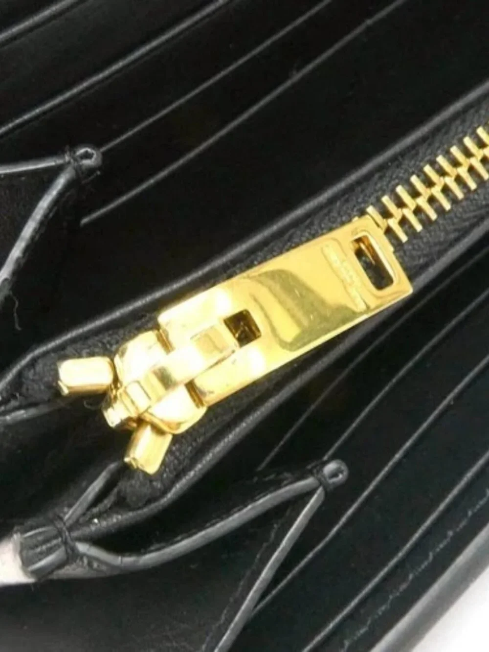 Auth SAINT LAURENT Long Wallet Black Leather/Goldtone - h31722a - Picture 8 of 16